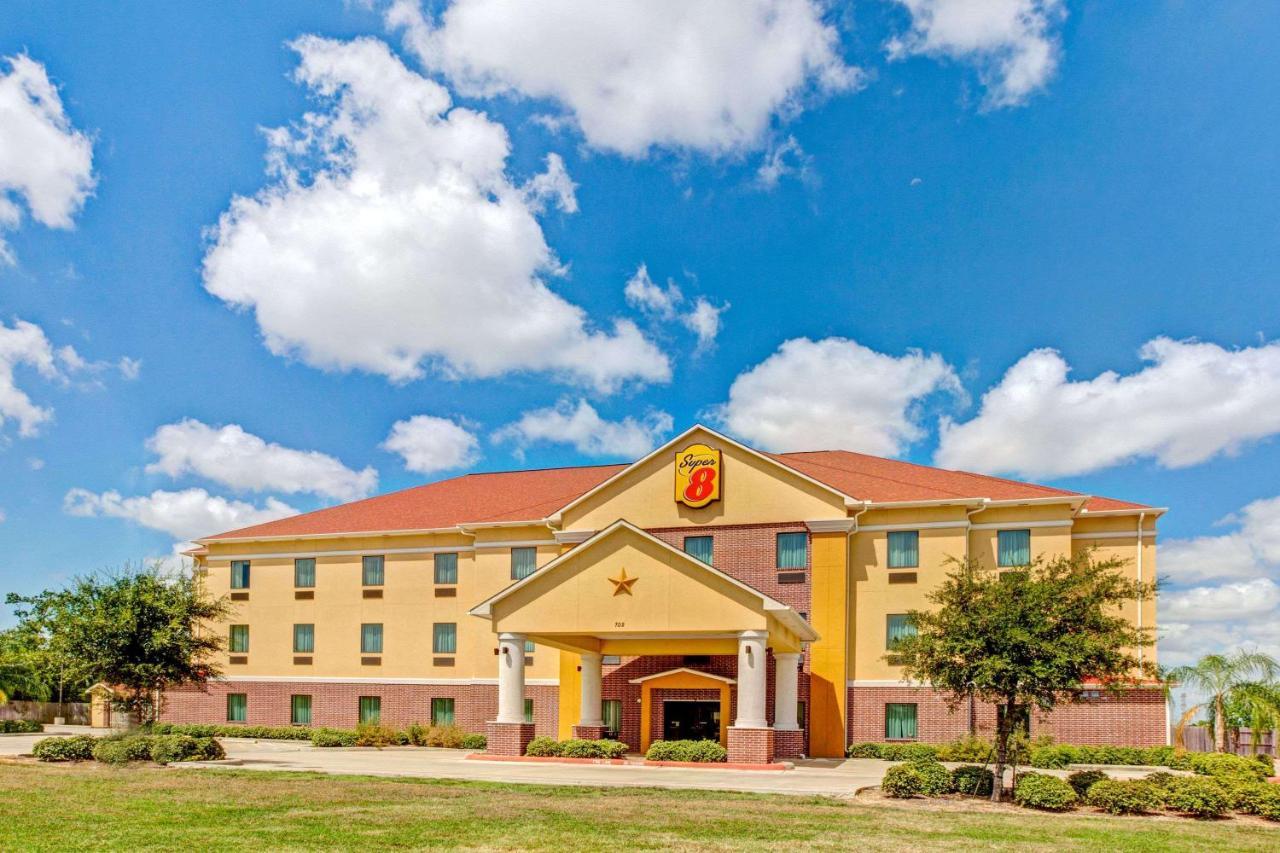 Super 8 By Wyndham Laporte La Porte Exterior foto